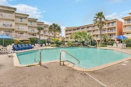 Family Friendly Coastal Condo Галвестон Екстер'єр фото
